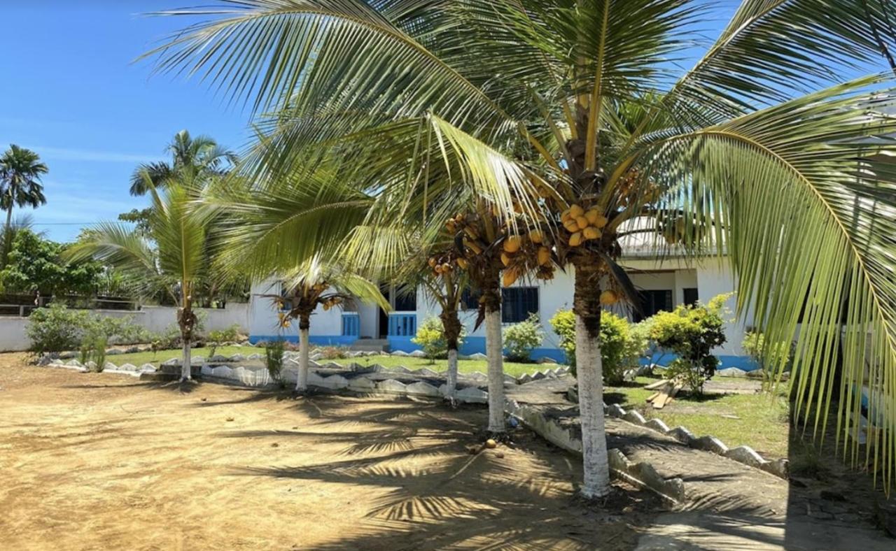 Le Dona Kribi Hotel Bagian luar foto