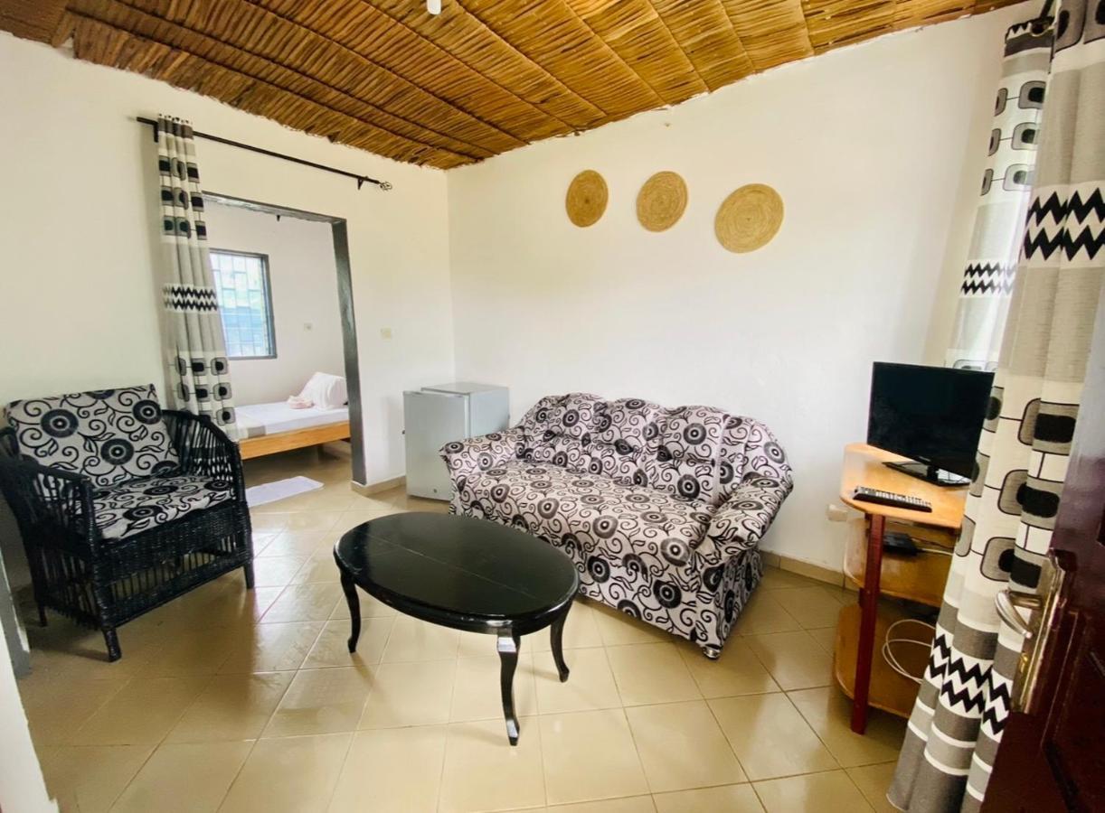 Le Dona Kribi Hotel Bagian luar foto
