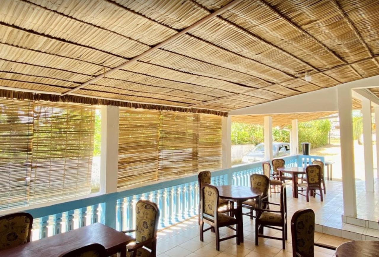 Le Dona Kribi Hotel Bagian luar foto