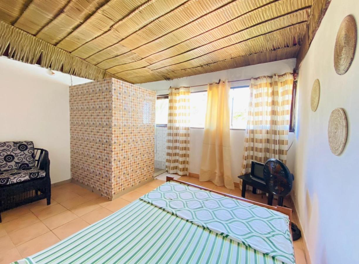 Le Dona Kribi Hotel Bagian luar foto