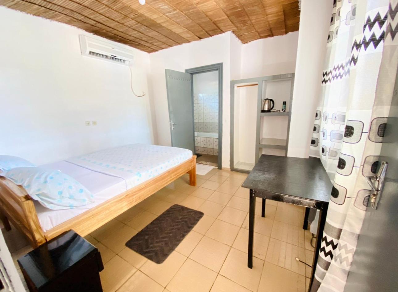 Le Dona Kribi Hotel Bagian luar foto